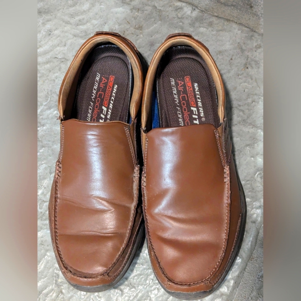Men's Skechers size10